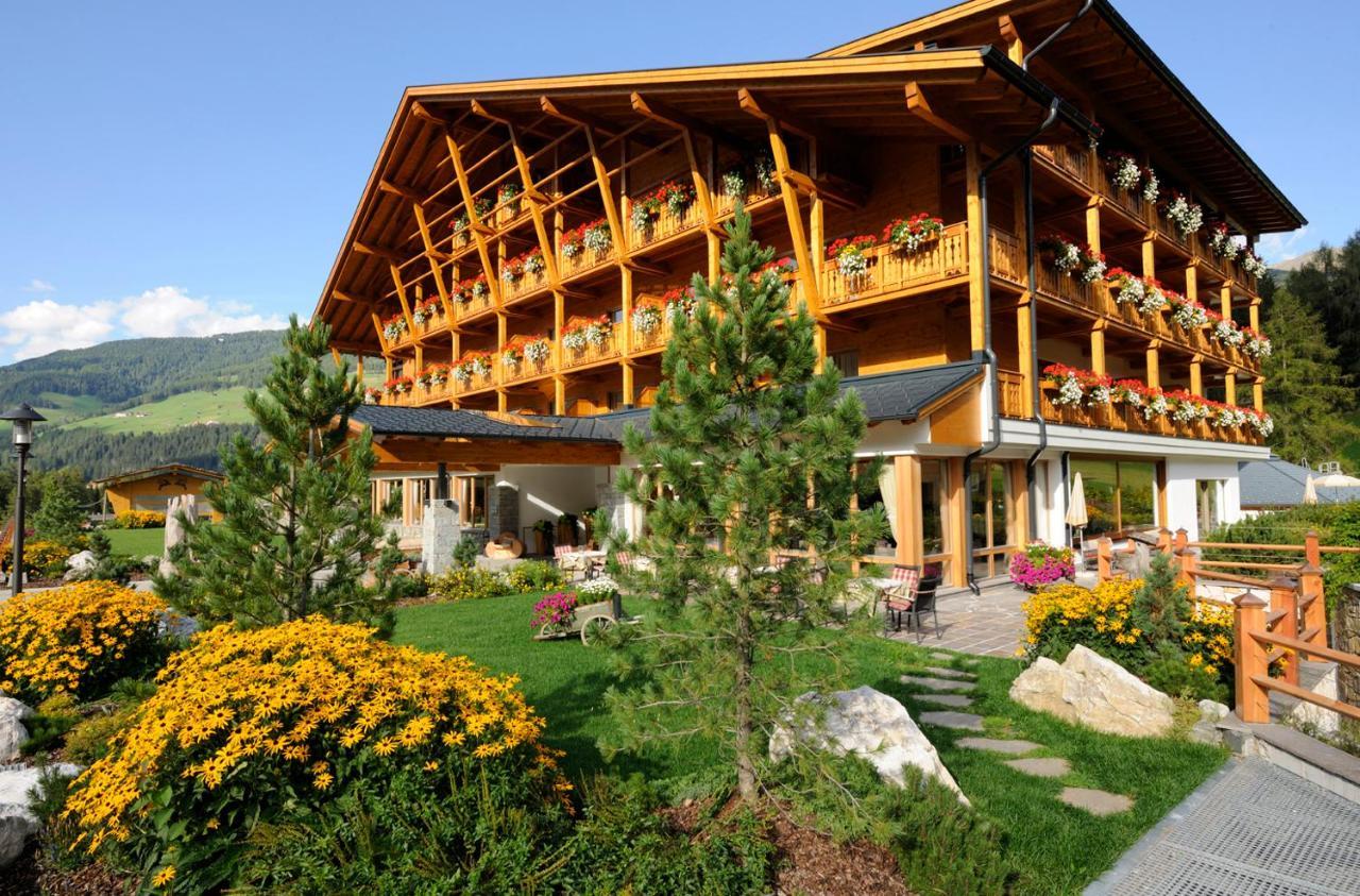 Bad Moos - Aqua Spa Resort Sexten Exterior photo